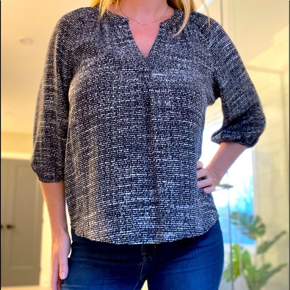 Joie 3/4 sleeve blouse - Picture 2 of 5